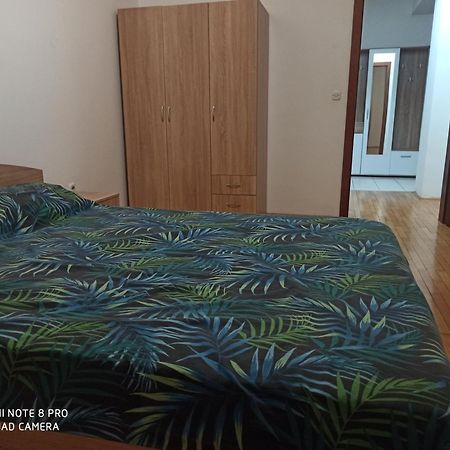 Panimis Apartment سكوبجي المظهر الخارجي الصورة